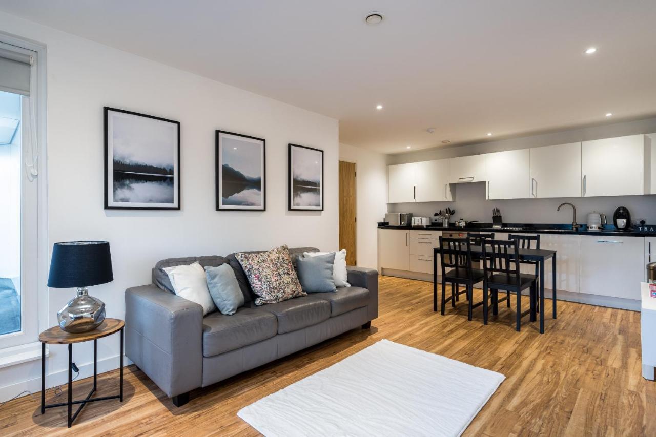 Cozy Stays The Exchange Manchester City Centre Солфорд Экстерьер фото