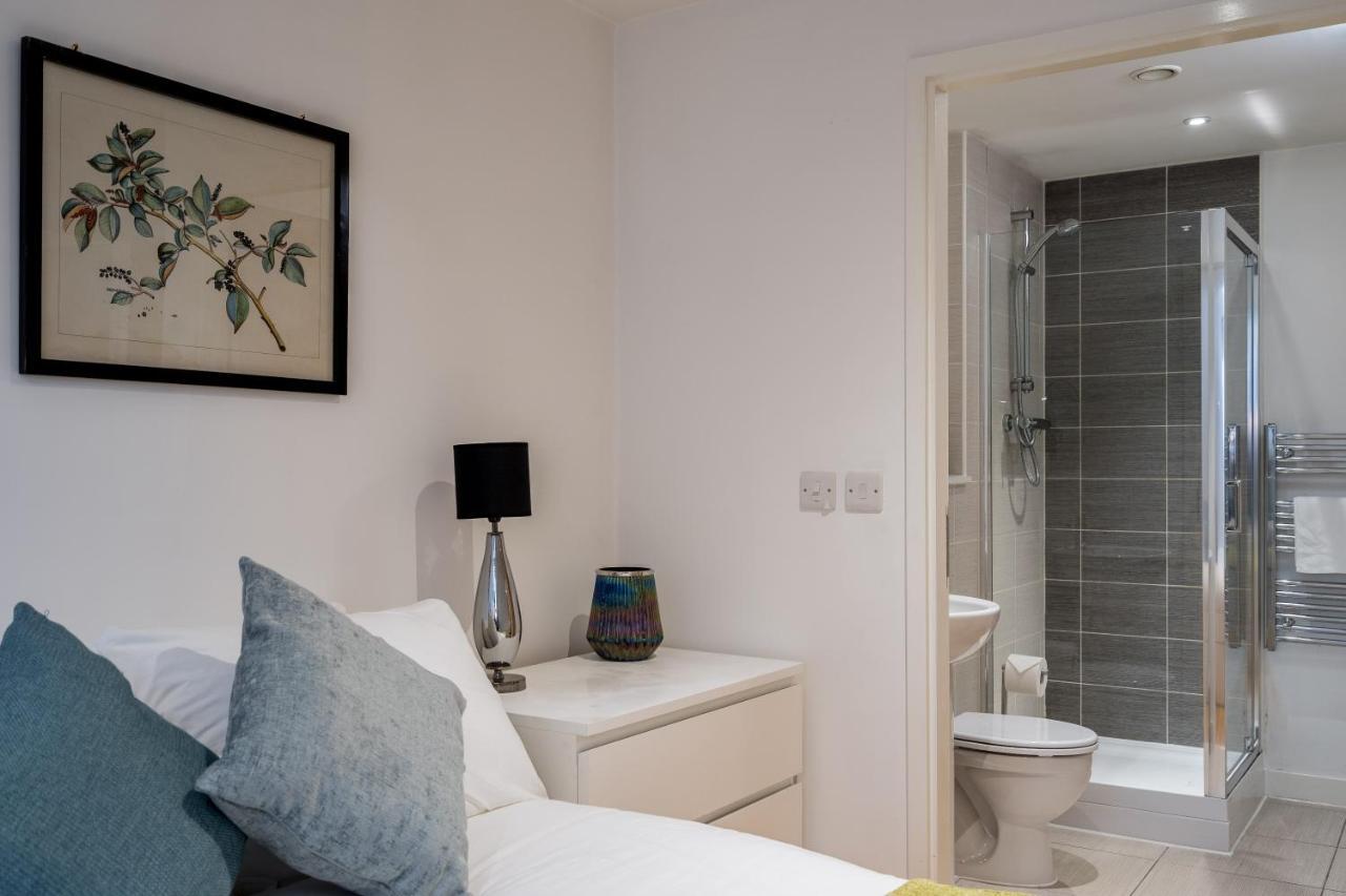 Cozy Stays The Exchange Manchester City Centre Солфорд Экстерьер фото